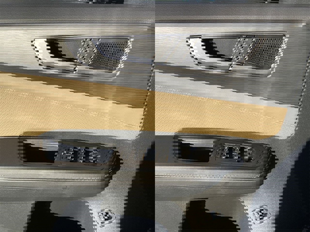 New 2026 Volkswagen Atlas Cross Sport SE image 17