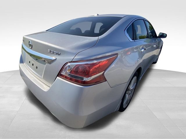 Used 2013 Nissan Altima 3.5 SV FWD image 9