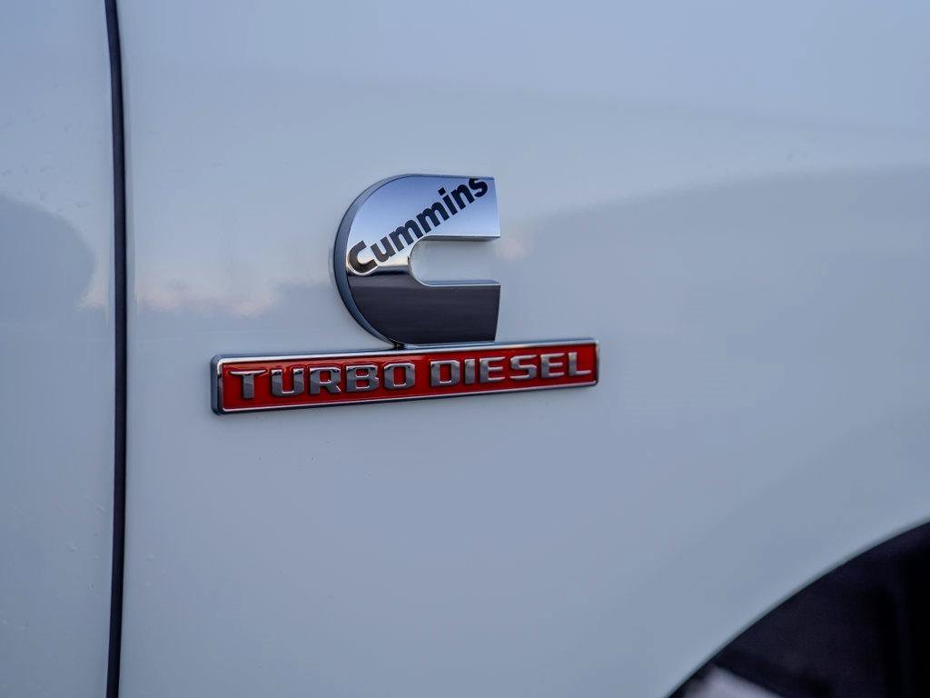 Used 2024 RAM 3500 Tradesman w/ Chrome Appearance Group AWD/4WD image 10