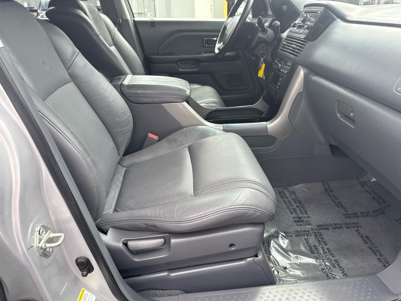Used 2004 Honda Pilot EX image 12