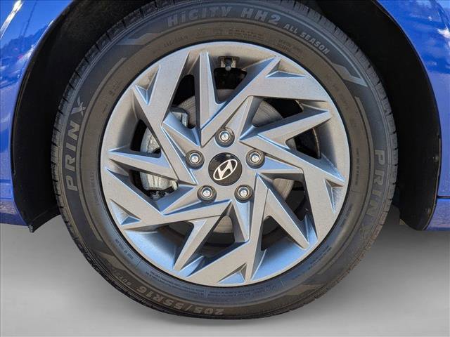 Used 2024 Hyundai Elantra SEL FWD image 23