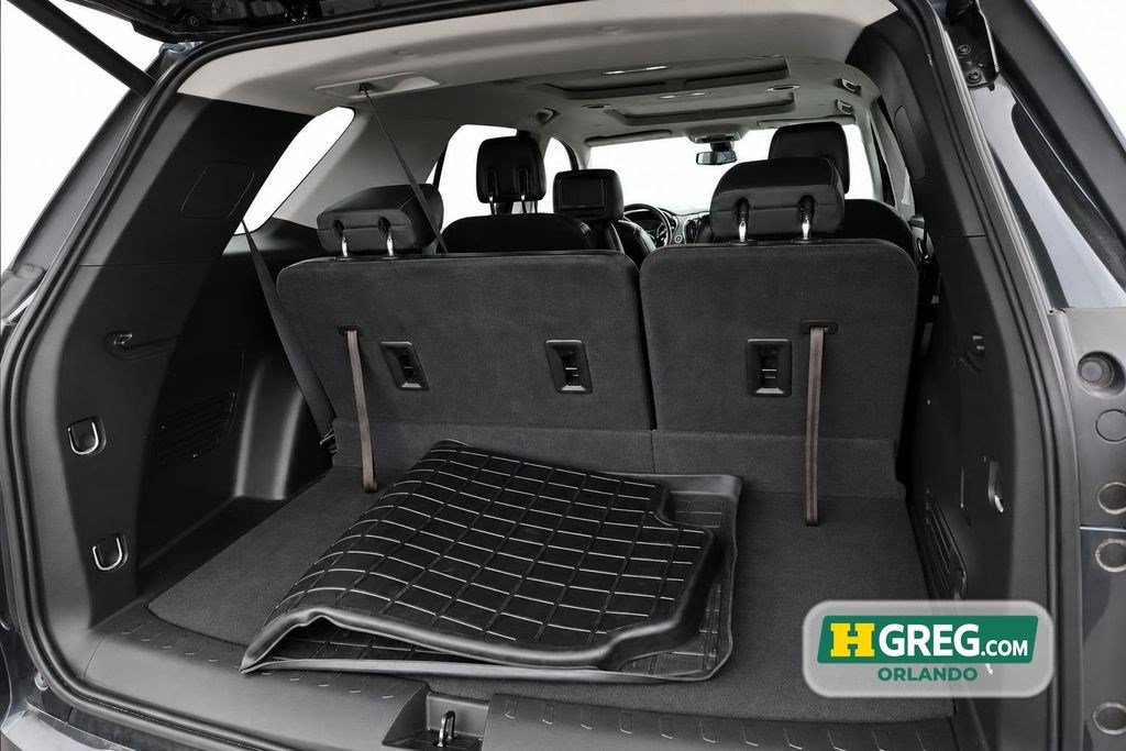 Used 2018 Chevrolet Traverse Premier w/ LPO, 'HIT The Road' Package AWD/4WD image 17