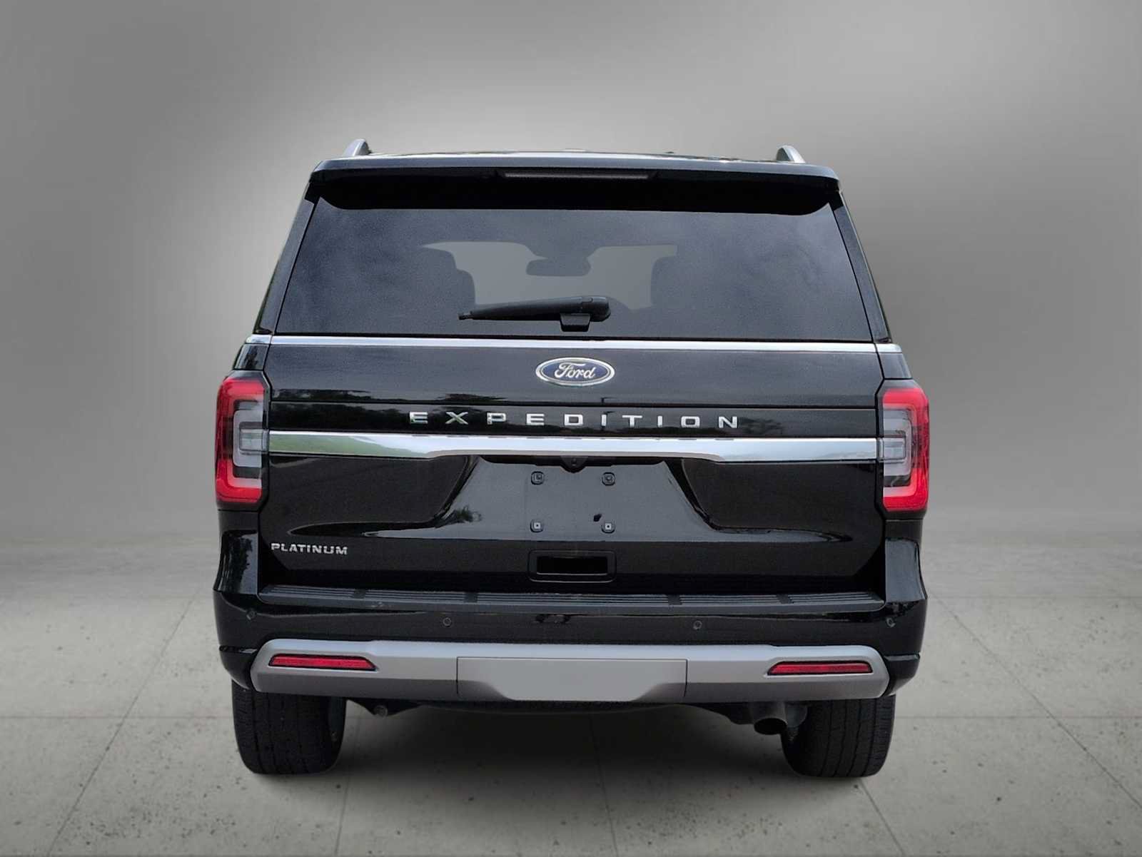 Used 2024 Ford Expedition Platinum AWD/4WD image 7