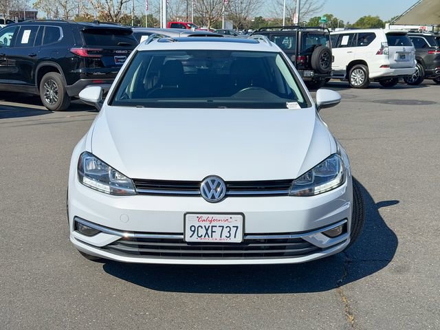 Used 2018 Volkswagen Golf SEL image 3