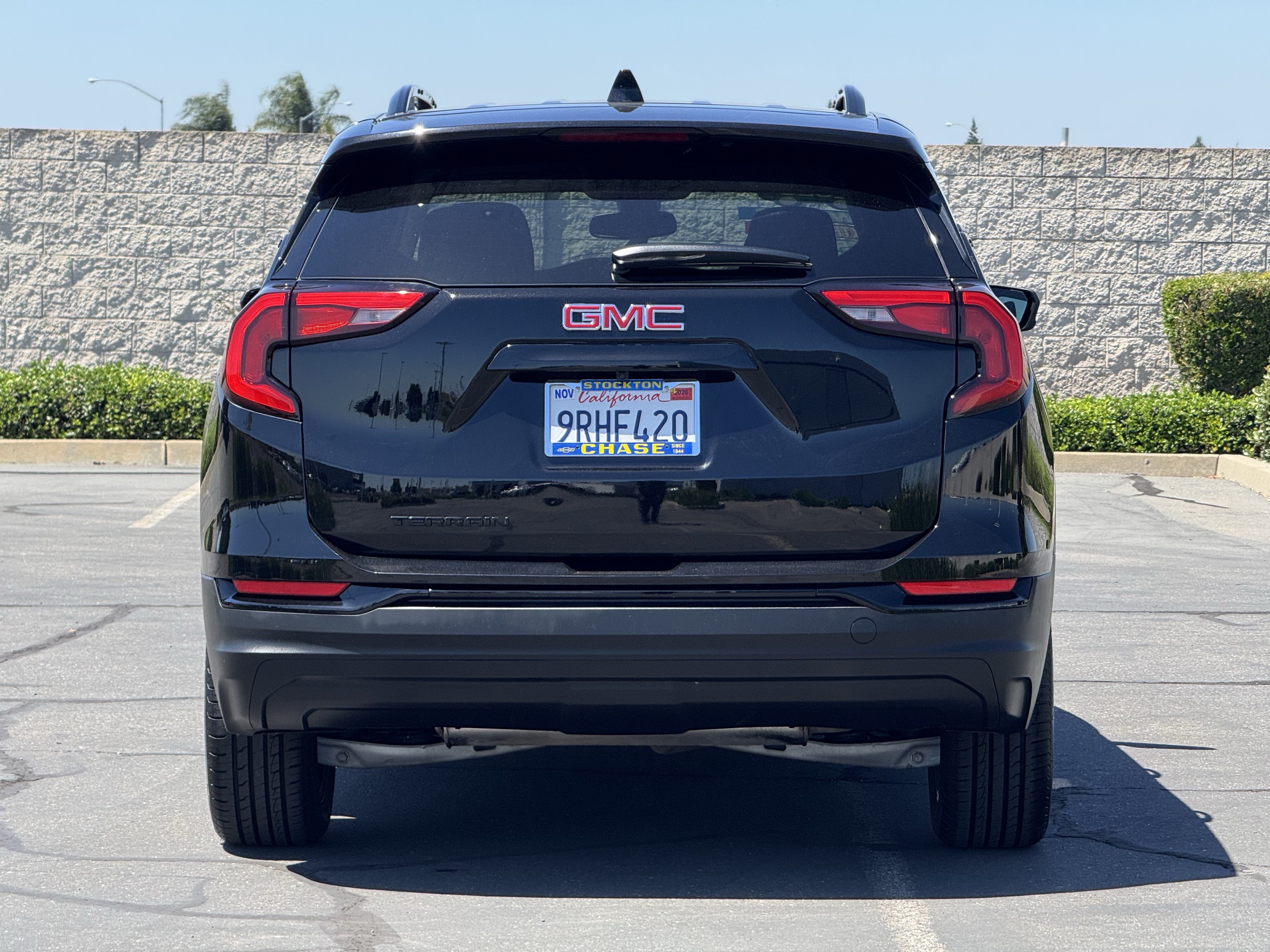 Used 2020 GMC Terrain SLE w/ Elevation Edition FWD image 6