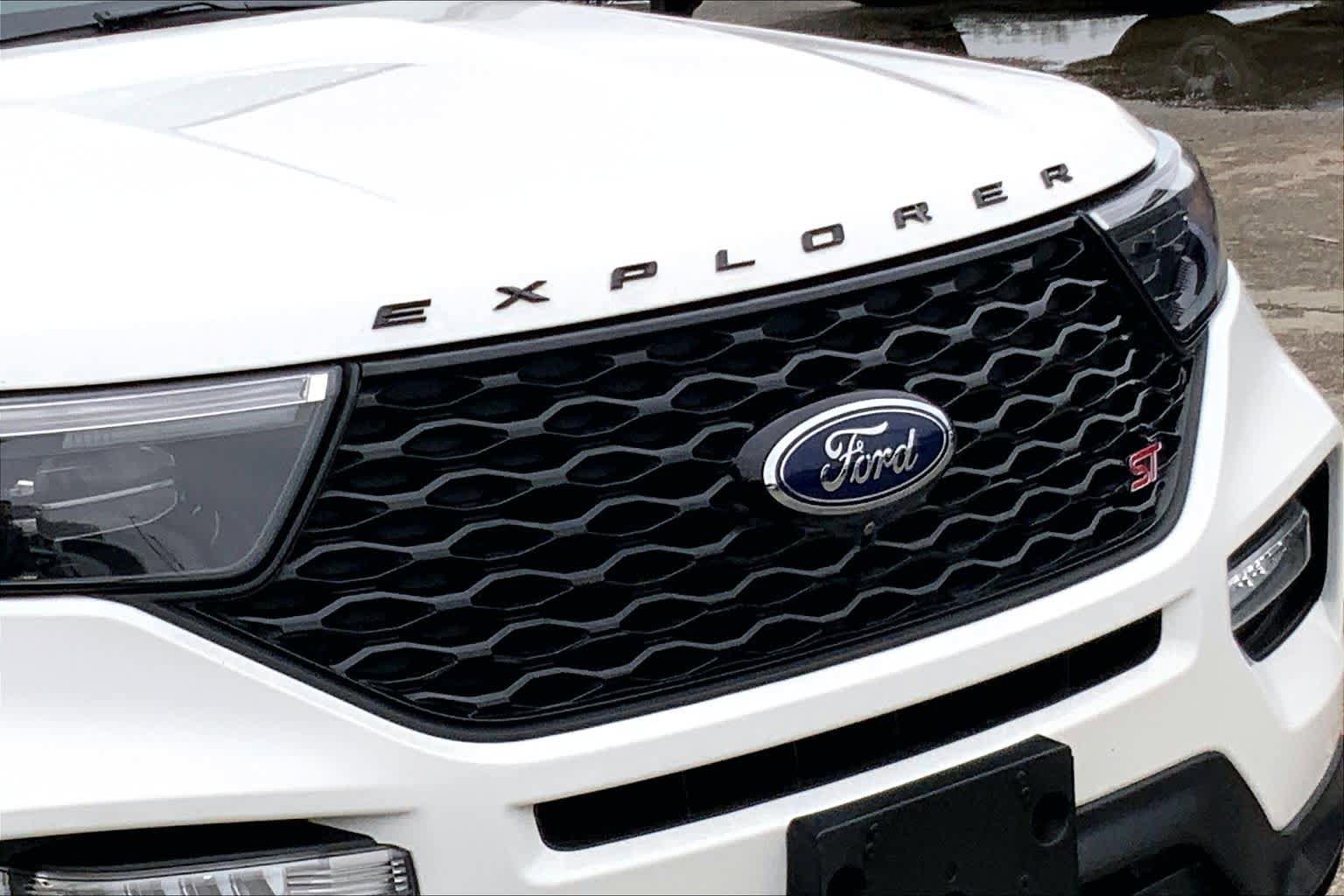 Used 2021 Ford Explorer ST w/ Equipment Group 401A AWD/4WD image 27