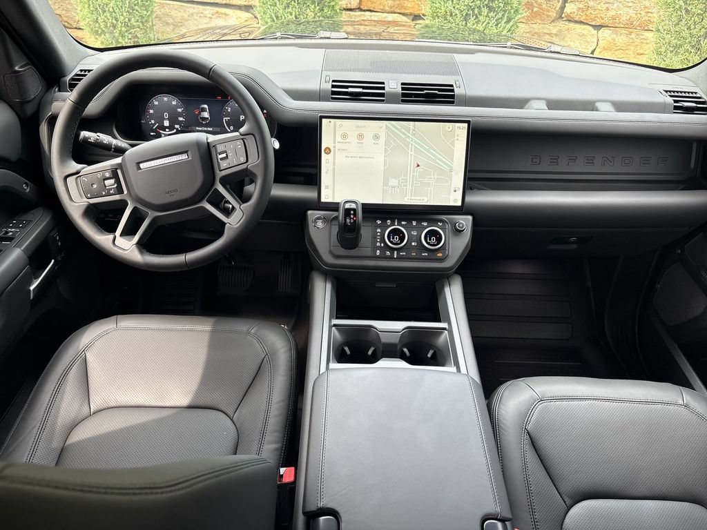 New 2026 Land Rover Defender 110 X-Dynamic SE AWD/4WD image 12