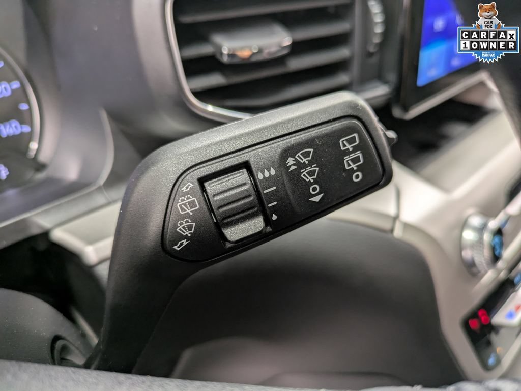 Used 2022 Ford Explorer XLT w/ Equipment Group 202A AWD/4WD image 19