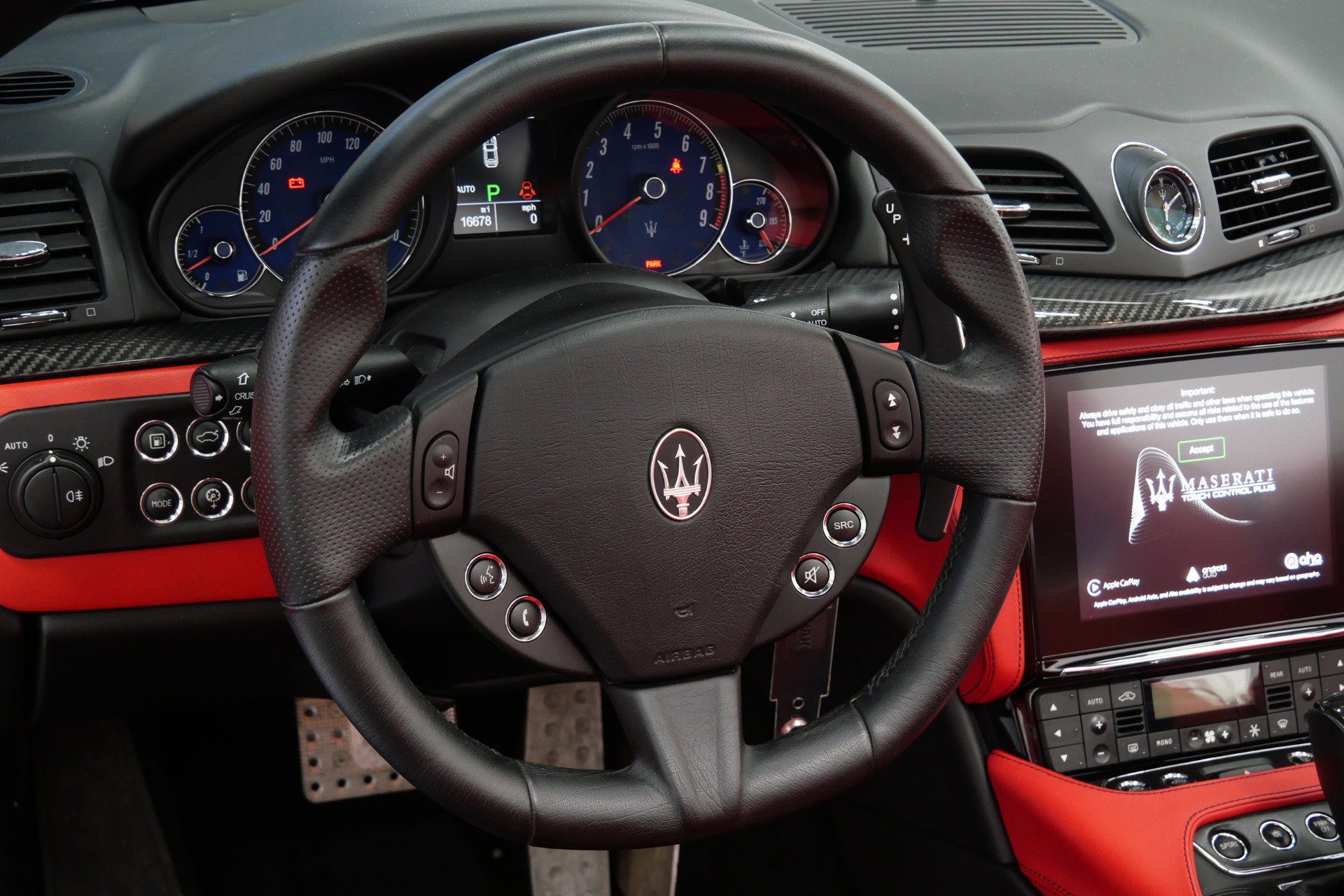 Used 2019 Maserati GranTurismo Sport image 16