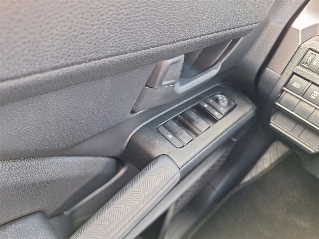 Used 2025 Toyota 4Runner SR5 image 19