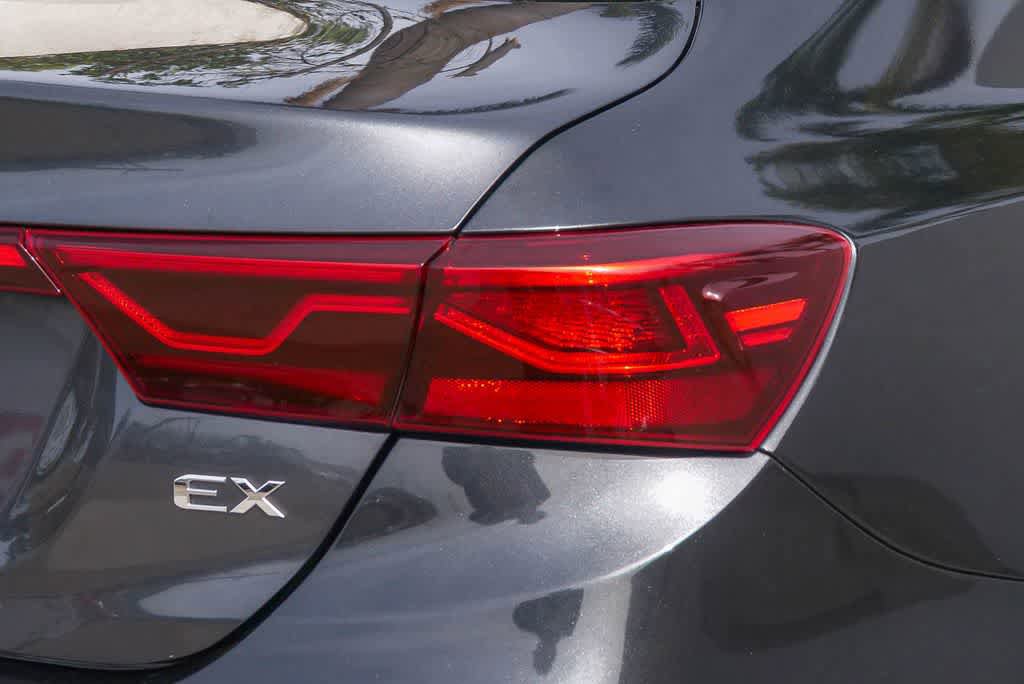 Used 2020 Kia Forte EX image 10