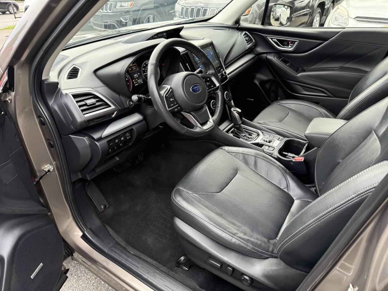 Used 2019 Subaru Forester Limited image 7