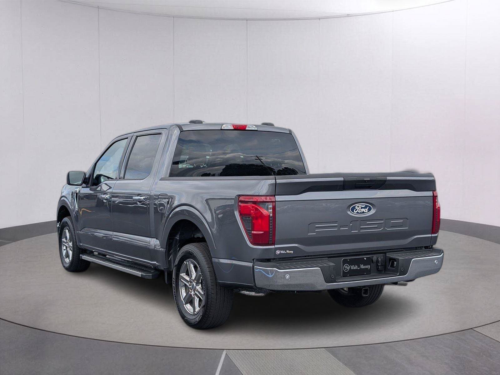 Used 2025 Ford F150 XLT w/ Equipment Group 301A Standard RWD image 3