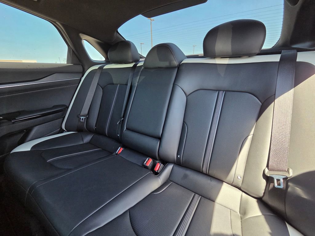 Used 2025 Kia K5 GT-Line w/ GT-Line Premium Package FWD image 23