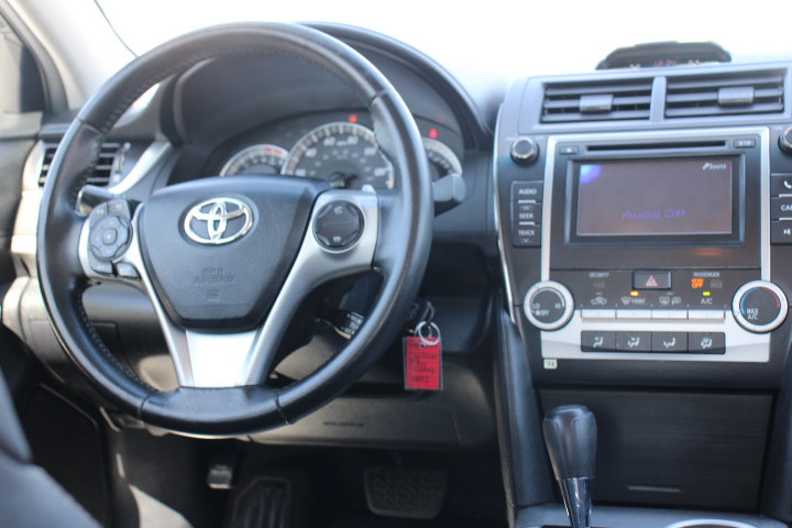 Used 2013 Toyota Camry SE image 21