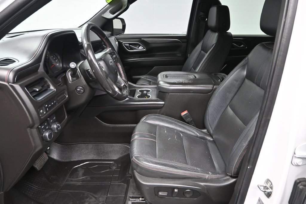Used 2021 Chevrolet Suburban RST w/ Luxury Package AWD/4WD image 15
