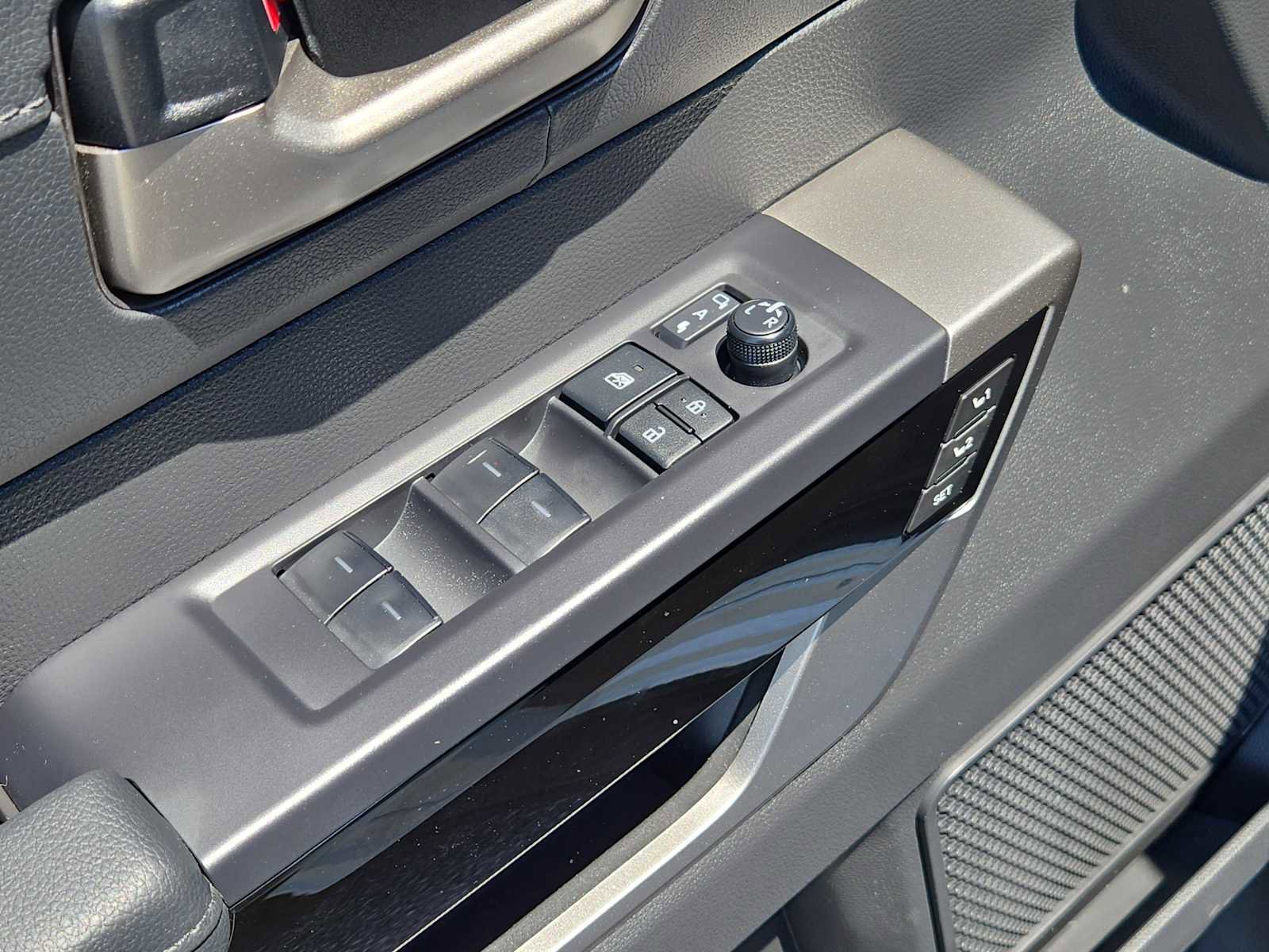 New 2025 Toyota Tundra Limited image 11