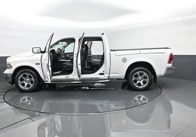 Used 2018 RAM 1500 Laramie image 32