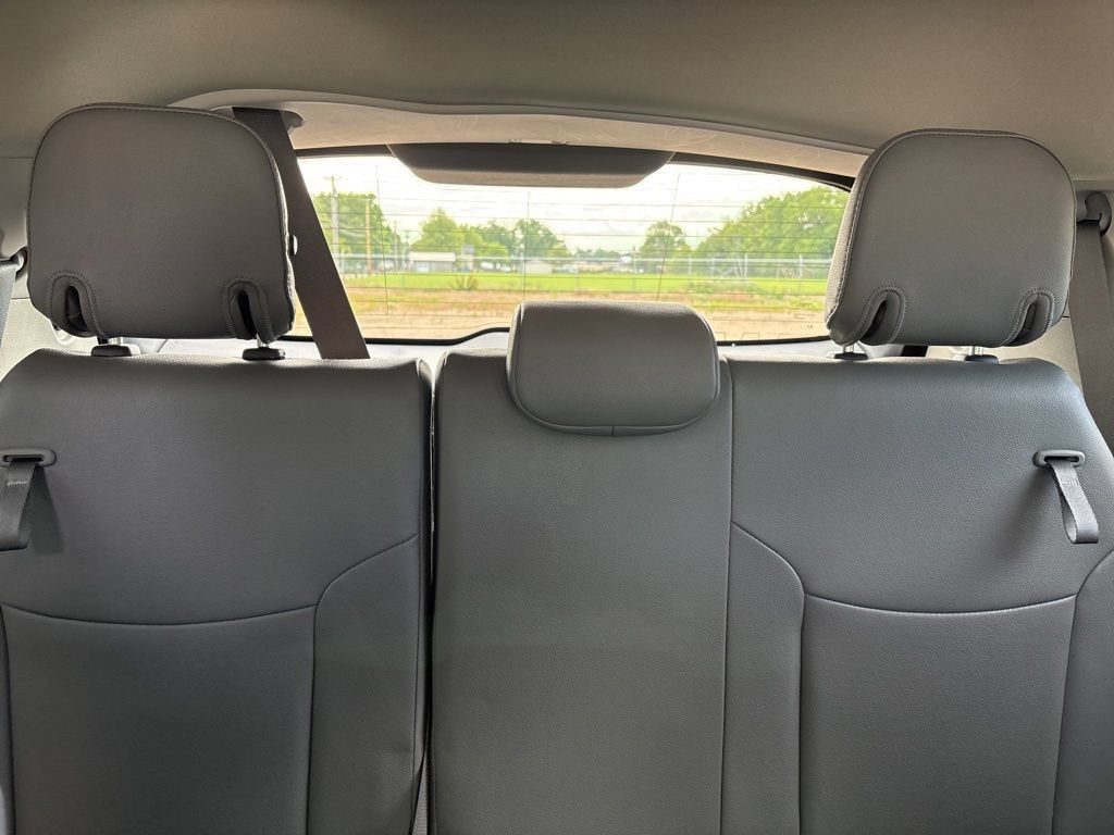 Used 2023 Toyota Sienna Limited AWD/4WD image 40