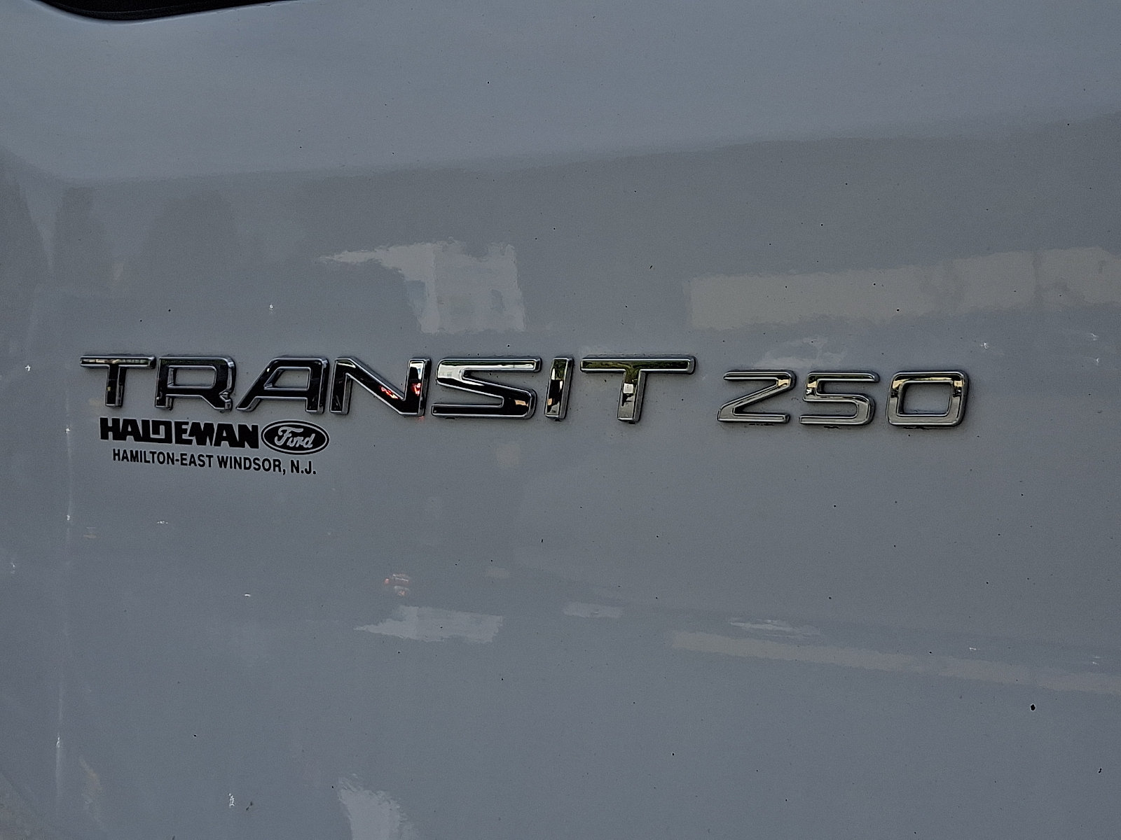Used 2021 Ford Transit 250 148 High Roof RWD image 28