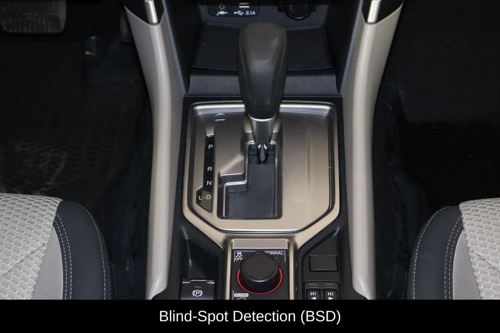 Used 2023 Subaru Forester Premium image 13