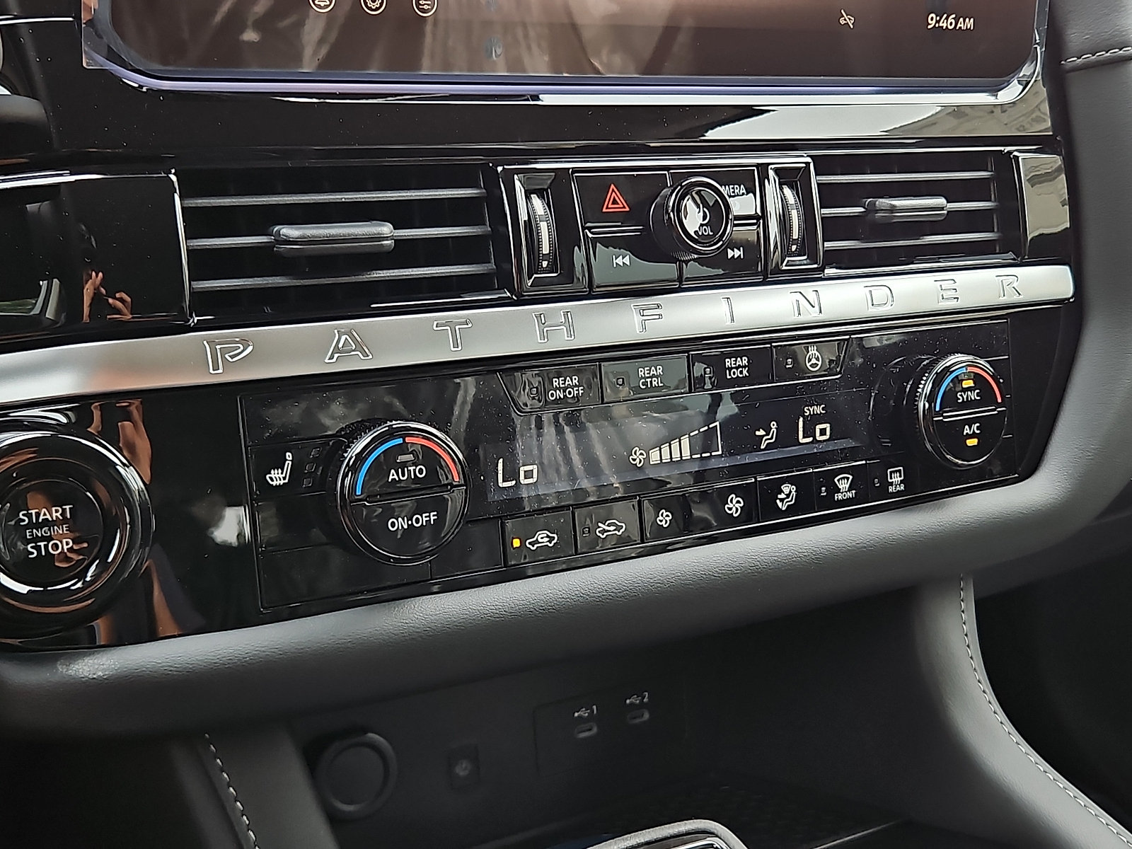 New 2026 Nissan Pathfinder SL AWD/4WD image 13