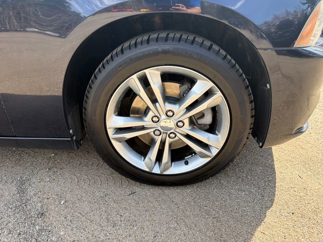 Used 2012 Dodge Charger SXT Plus AWD/4WD image 28