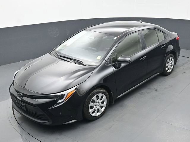 Certified 2026 Toyota Corolla LE image 30