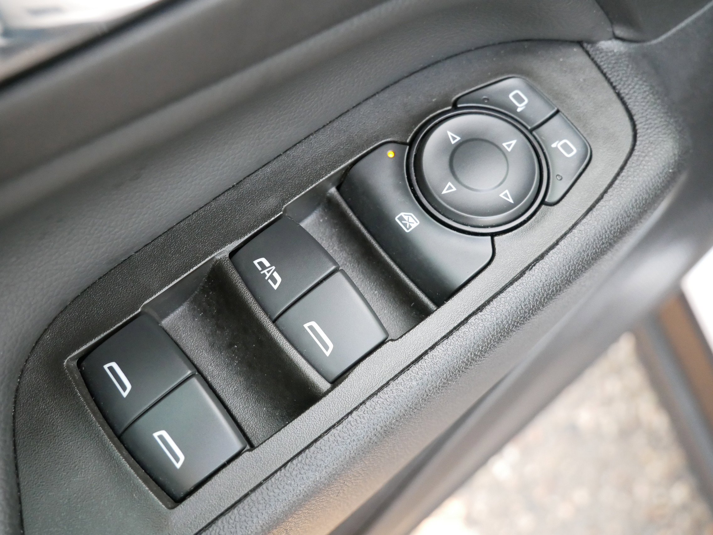 Used 2023 Chevrolet Equinox LT image 13