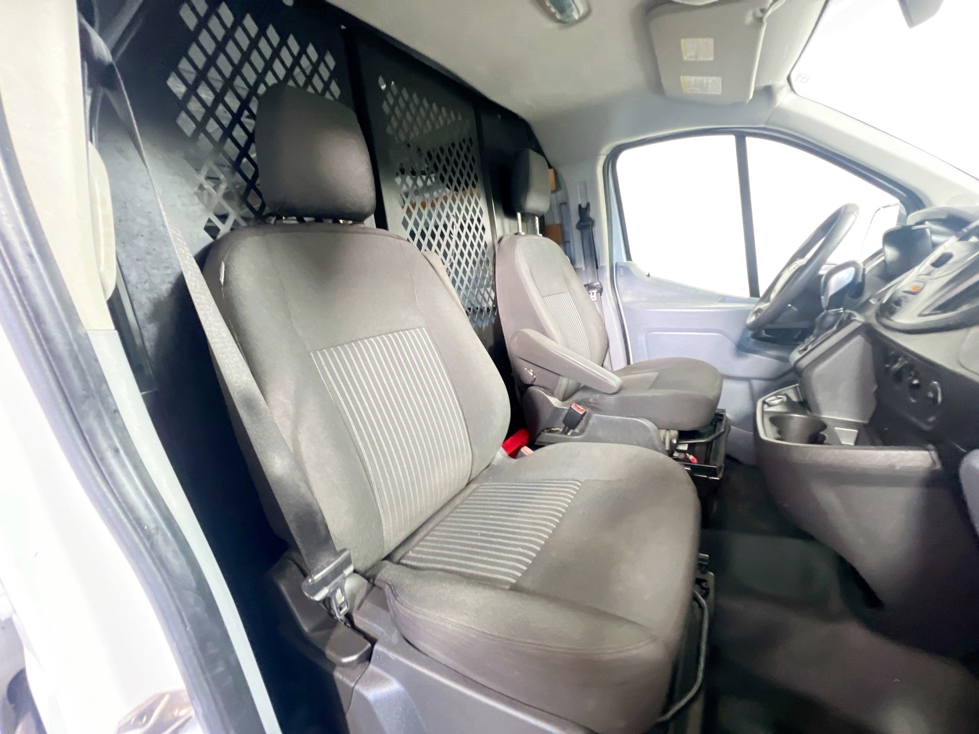 Used 2017 Ford Transit 250 130 Low Roof w/ Exterior Upgrade Package image 29