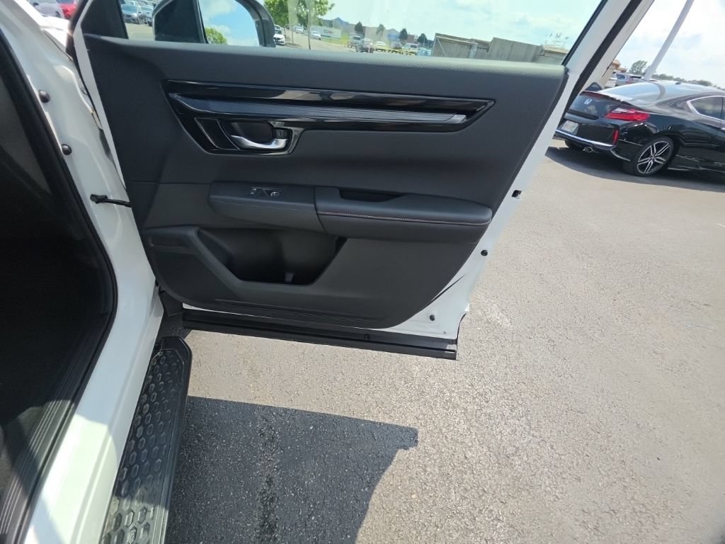 Used 2026 Honda CR-V Sport Touring image 34