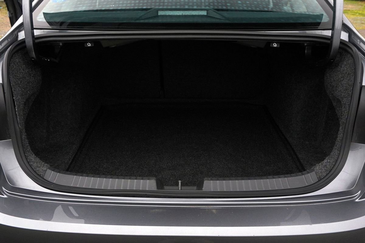 Used 2021 Volkswagen Jetta image 10