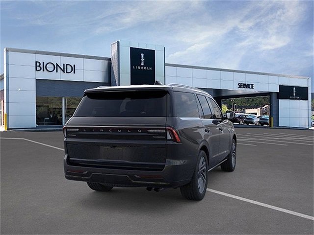 New 2026 Lincoln Navigator Reserve AWD/4WD image 8
