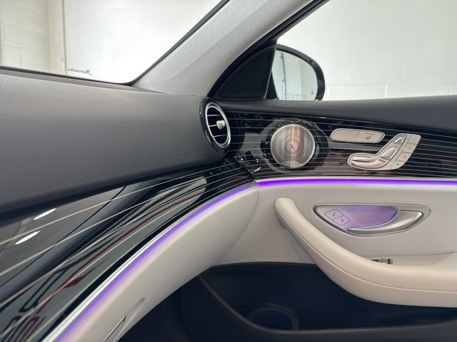 Used 2022 Mercedes-Benz E 350 4MATIC Sedan w/ AMG Line Exterior image 28