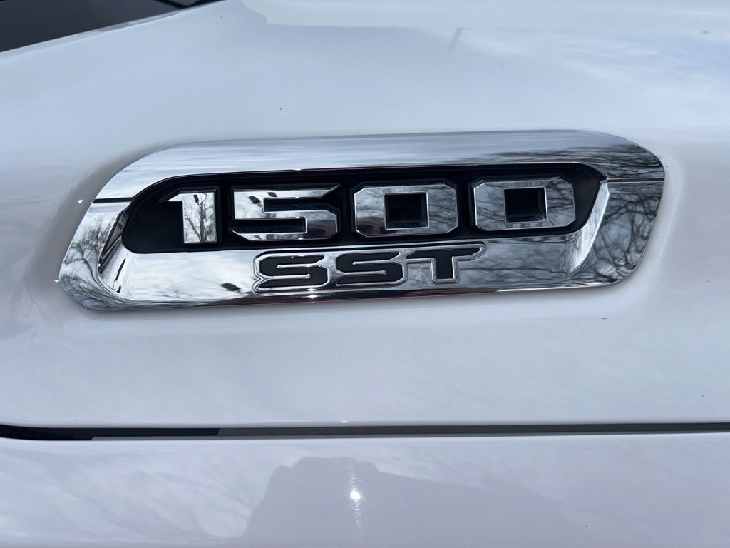 Used 2025 RAM 1500 Big Horn image 4