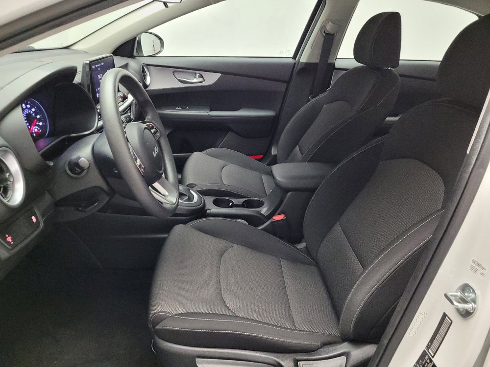 Used 2023 Kia Forte LXS image 17