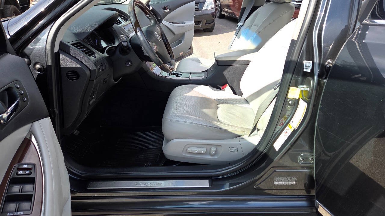 Used 2011 Lexus ES 350 w/ Preferred Accessory Package FWD image 24
