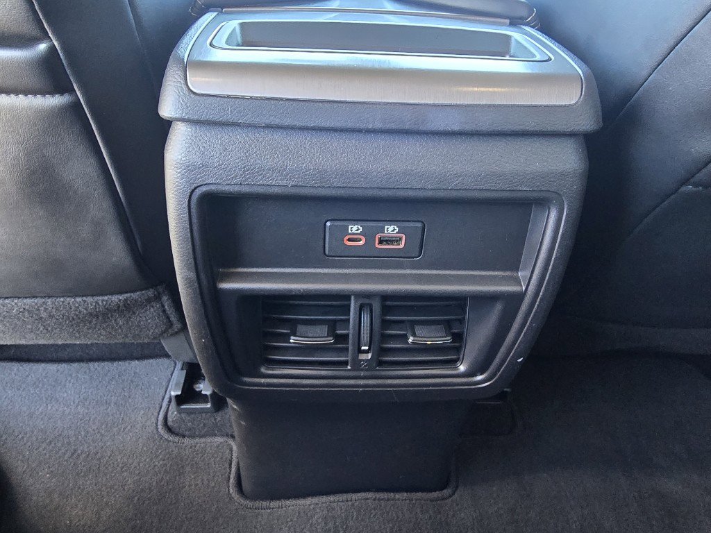 Used 2024 Nissan Murano SV image 29