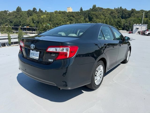 Used 2013 Toyota Camry LE FWD image 3