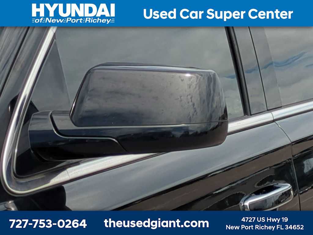Used 2019 GMC Yukon XL Denali AWD/4WD image 11