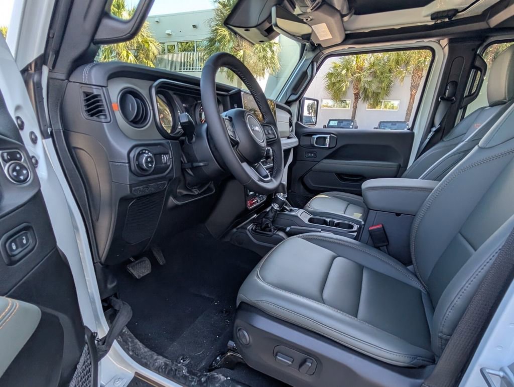 New 2026 Jeep Gladiator Mojave AWD/4WD image 14