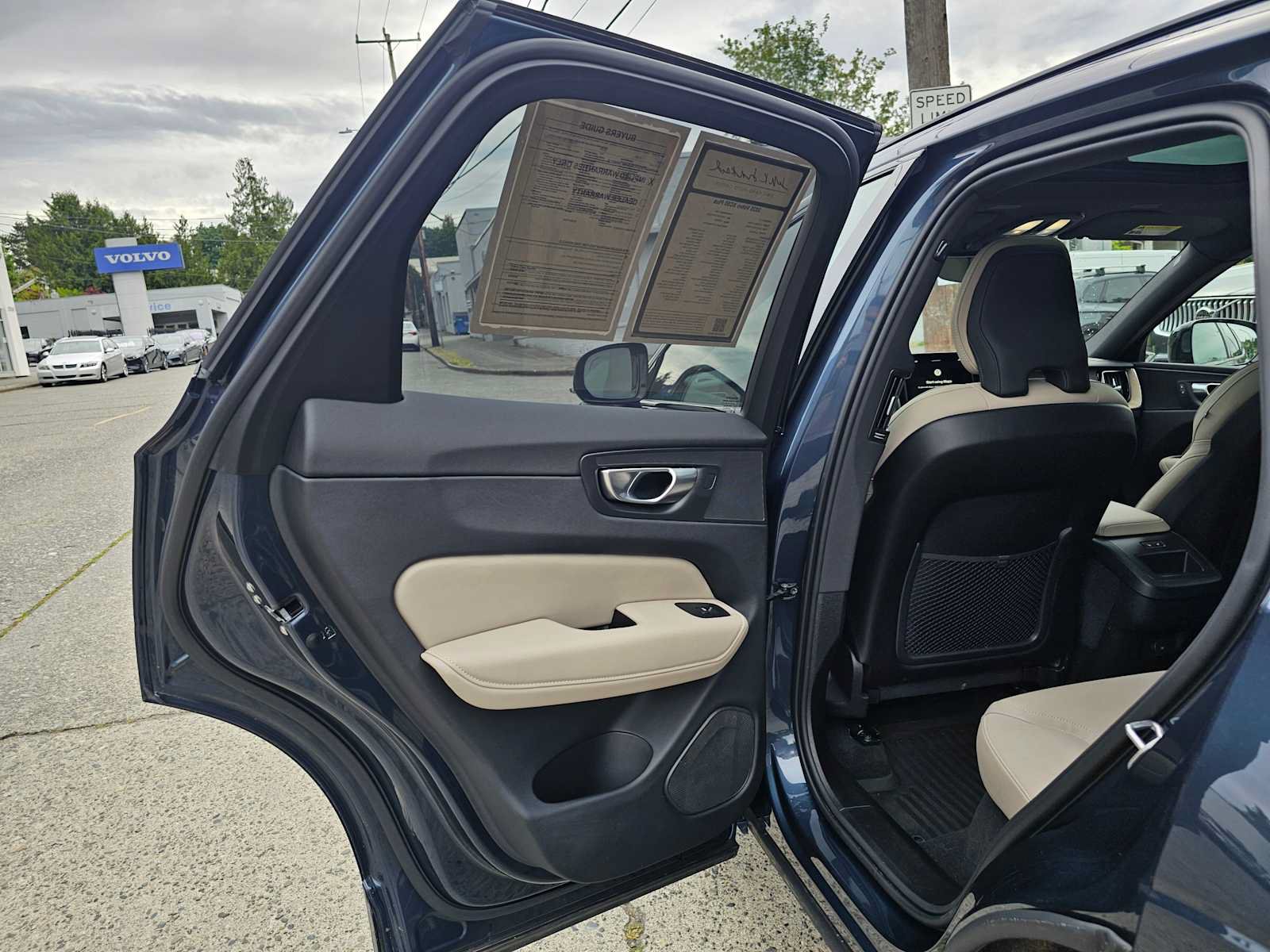 Certified 2026 Volvo XC60 B5 Plus w/ Protection Package Premier AWD/4WD image 17