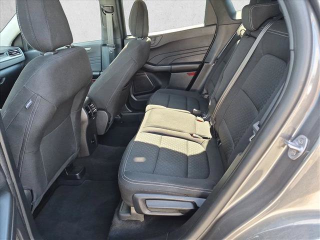Used 2025 Ford Escape Active AWD/4WD image 18