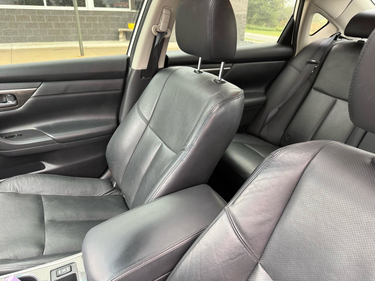 Used 2015 Nissan Altima 2.5 SL w/ Moonroof Package FWD image 13