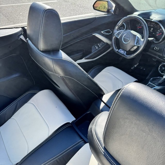 Used 2018 Chevrolet Camaro SS image 19