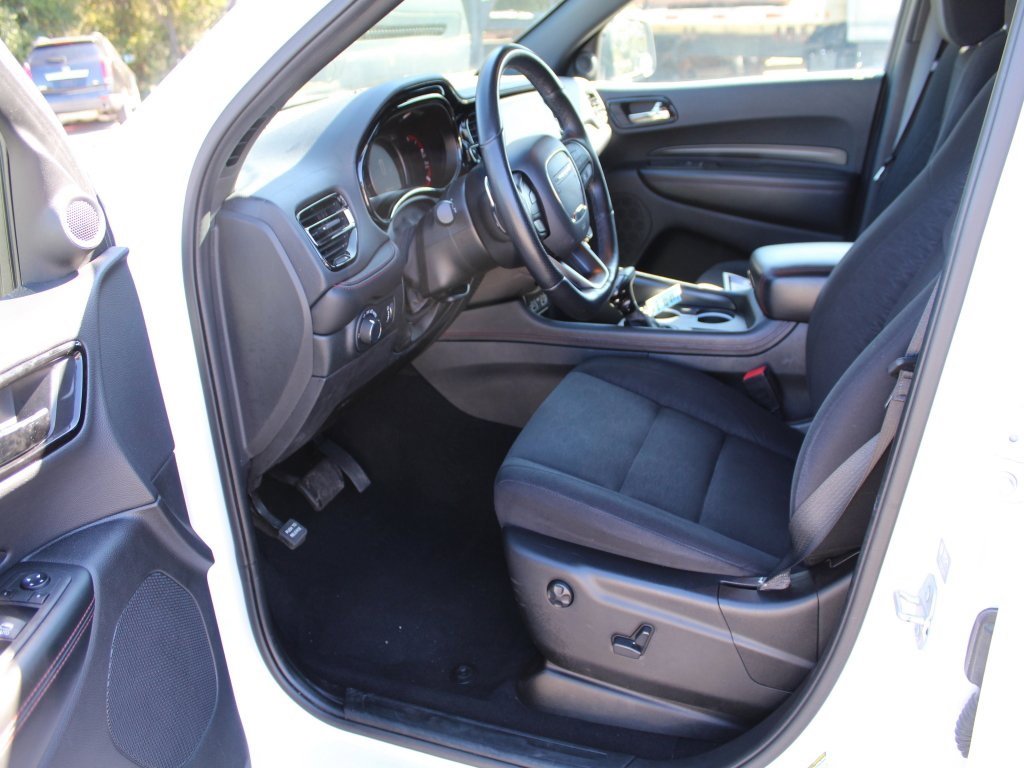 Used 2023 Dodge Durango GT image 4