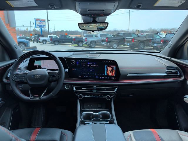 Used 2025 Chevrolet Traverse RS w/ LPO, Floor Liner Package image 16