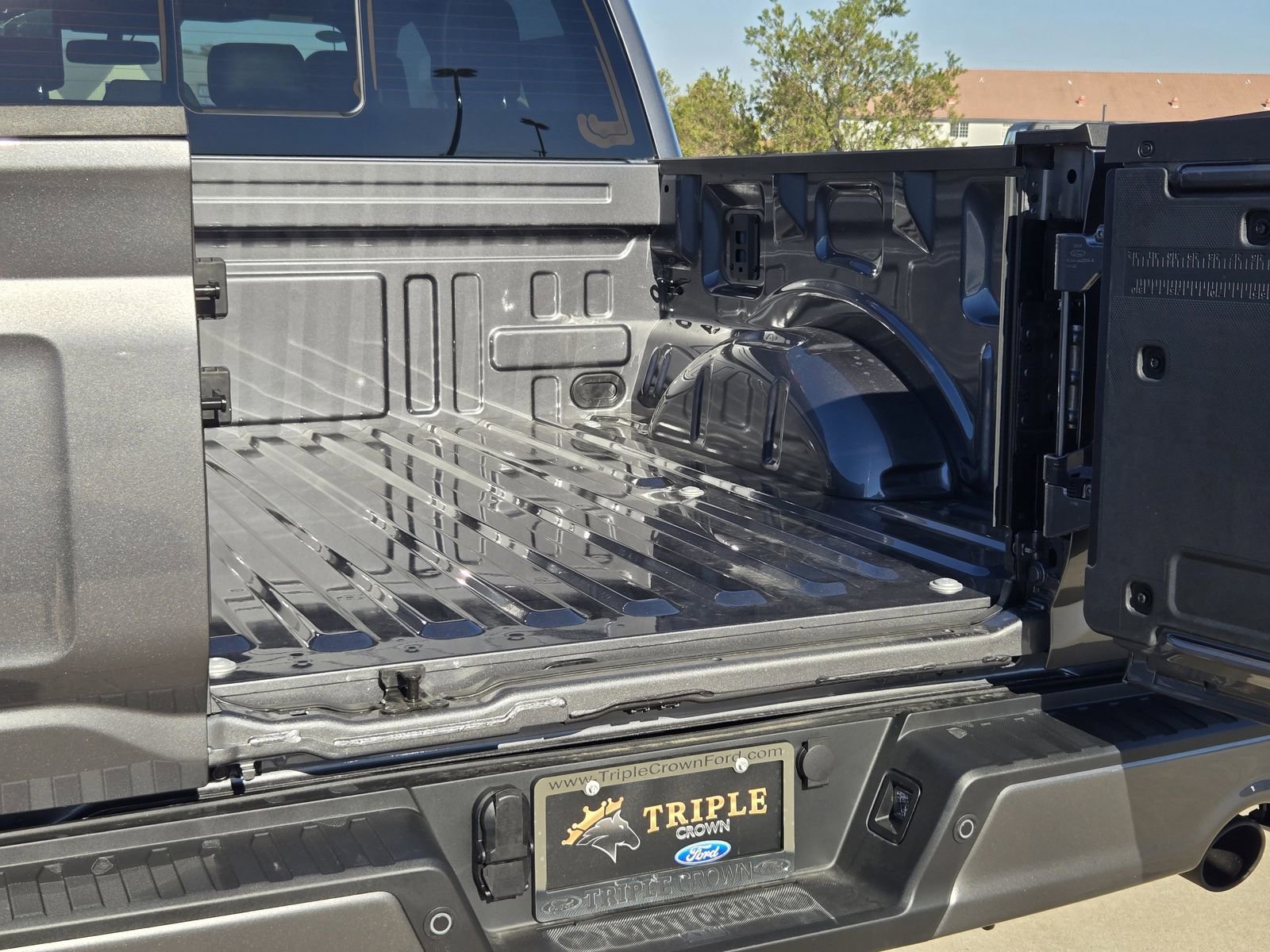 New 2025 Ford F150 Lariat w/ Equipment Group 501A Mid AWD/4WD image 30