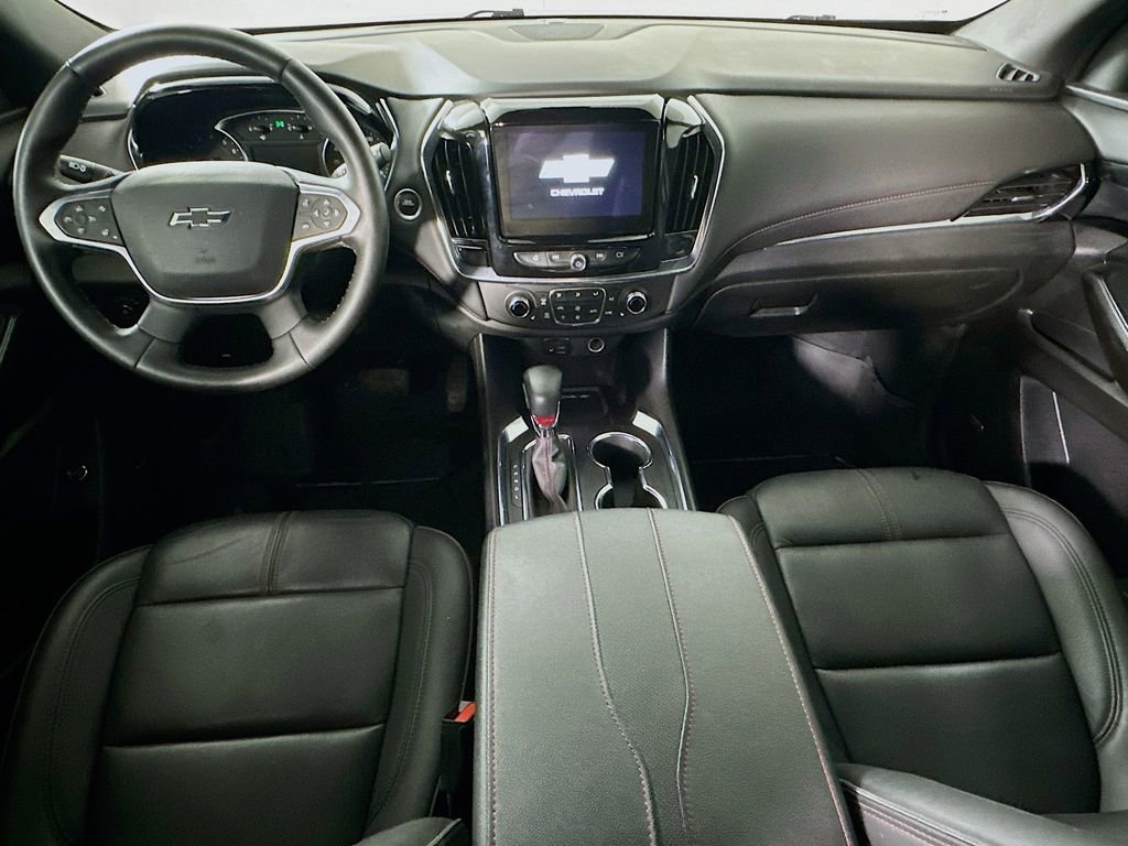 Used 2023 Chevrolet Traverse RS FWD image 17