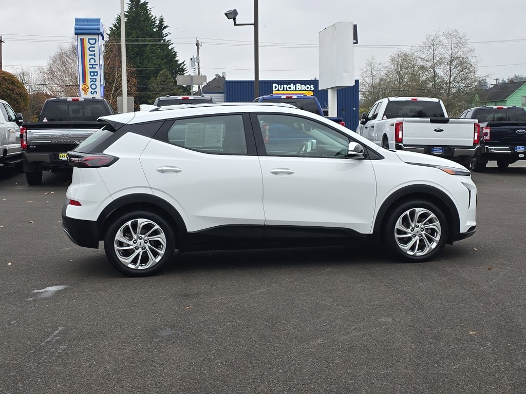 Used 2023 Chevrolet Bolt EUV LT w/ Driver Confidence Package image 7